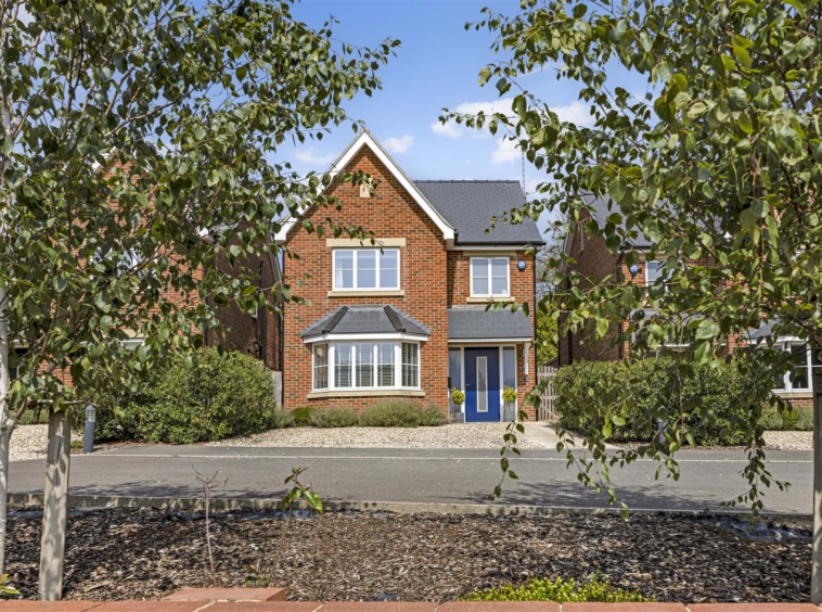2 Birch Mews, Cudnall Street