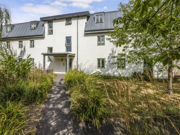 Mere-View-84-Howells-Mere-Lower-Mill-Estate-Somerford-Keynes-GL7-6FZ