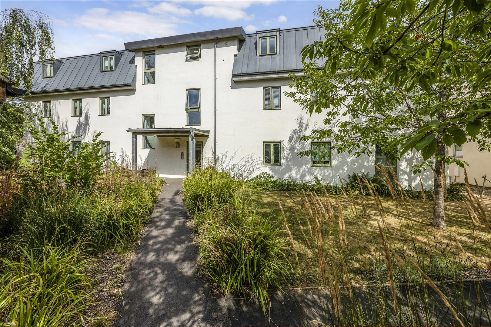 Mere-View-84-Howells-Mere-Lower-Mill-Estate-Somerford-Keynes-GL7-6FZ